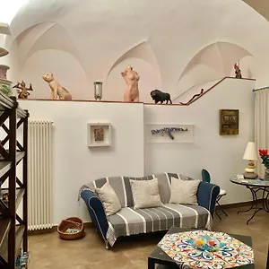 La Maison De L'artiste & Bike Finale Ligure